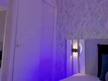 krystal_foxx from chaturbate