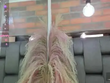 Chaturbate Live Sex Cam of jessyjcortes