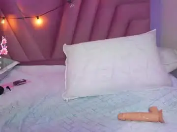 Chaturbate Watch Live Sex Cams of petitelittlemissy