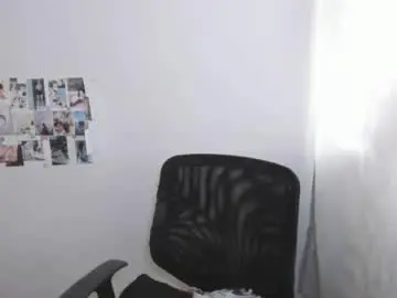 Chaturbate Adult Video Chat of conie_squirtt