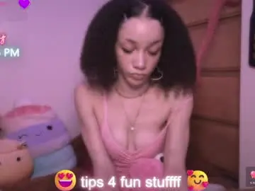 Chaturbate Live Porn of abruisedpeach