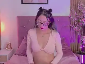 Chaturbate Free Porn Cam of ravena_queen