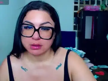 Chaturbate Live Sex of _curvy_mature_