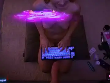 Chaturbate Free Porn Cam of redhead_shark