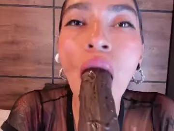 Chaturbate Sex Cam of leamonroe__