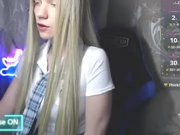 Chaturbate Watch Live Sex Cams of shiny_victoria