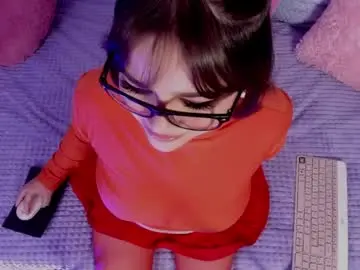 Chaturbate Live Sex of chaarlotte_1
