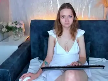 Chaturbate Live Sex Cam of bella_ramsi