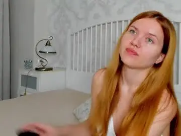 Chaturbate Live Sex Cam of eva__lewis