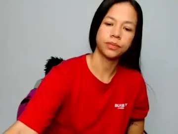 lauracb_ from chaturbate