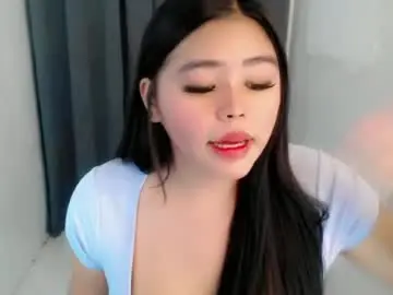 Chaturbate Live Sex Cam of lhara_cumming
