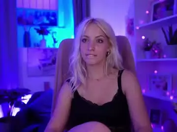 Chaturbate Adult Webcam of lucy_cutie_