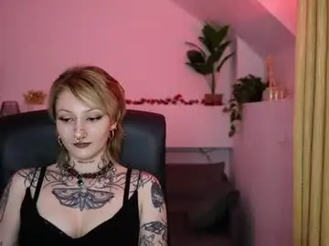 Chaturbate Sex Cam of tattooedblondee18