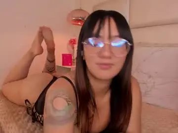 aily_yozuko from chaturbate