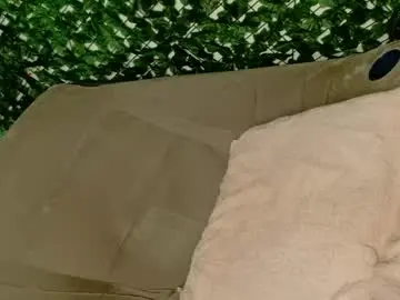 Chaturbate Live Sex Cam of nicoleirisxxx