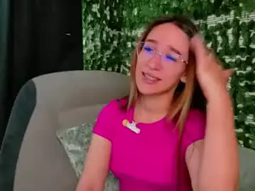 nicoleirisxxx from chaturbate