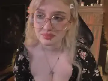 Chaturbate Adult Webcams of snowflakeskitty