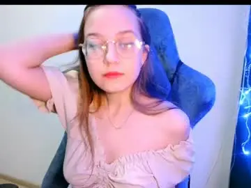 Chaturbate Live Sex Cam of vivivivikkie