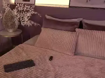 Chaturbate Live Sex Cam of ellediane
