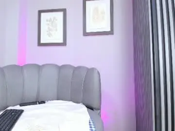 Chaturbate Best live sex cam show of roxanna_moore2