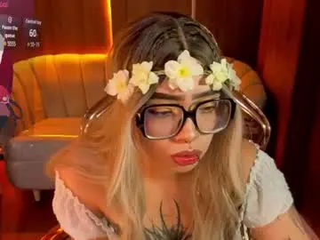Chaturbate Live Sex Cam of anni_acker_b