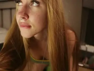 riri_kikki from chaturbate