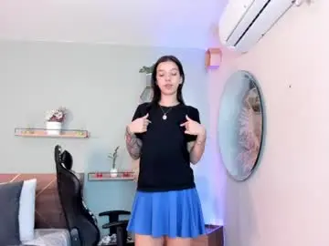 Chaturbate Live Sex Cam of lucy_ferreiraa