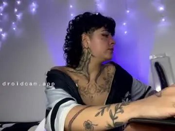 Chaturbate Nude Webcam of atenearockstar_04