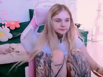 britney_lynch from chaturbate