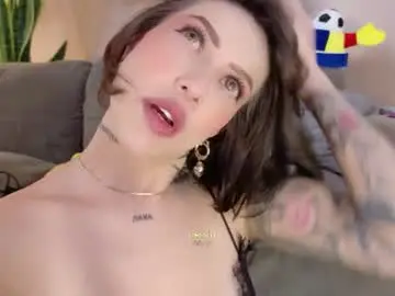 Chaturbate Nude Webcam of hannah_borbon_
