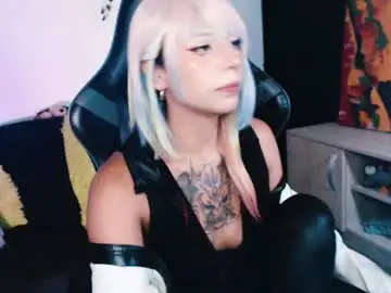 Chaturbate Live Sex Cam of jaadee18