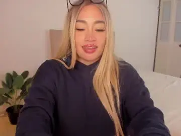 Chaturbate Watch Live Sex Cams of leah_01