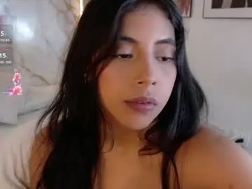 Chaturbate Best live sex cam show of miajones_blowjob