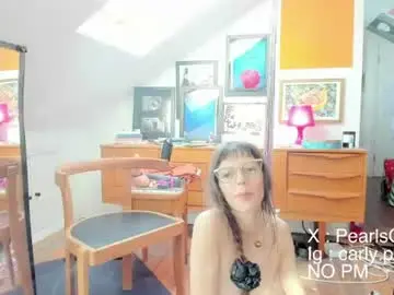 Chaturbate Live Sex Cam of carlypearls