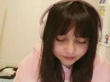 Chaturbate Live Sex Cam of iam_zoechan