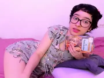 Chaturbate Watch Live Sex Cams of petitee_lunna