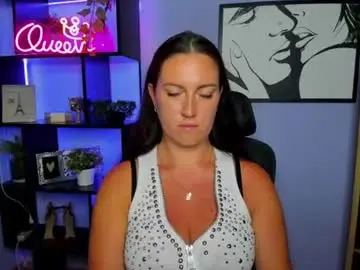 Chaturbate Live Sex Cam of amanda_burn