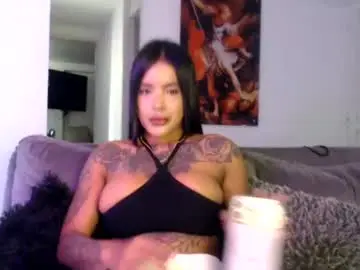 Chaturbate Free Live Porn of black_latina1