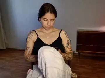 Chaturbate Live Porn of lucyrait