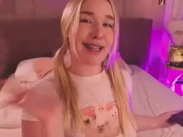 Chaturbate Free Live Porn of smiley_mia_