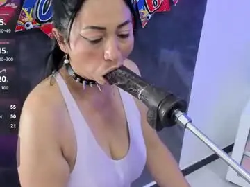 Chaturbate Live Sex of lisa_milf_