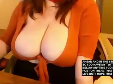 Chaturbate Live Sex Cam of rosieered777