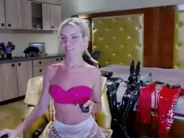 Chaturbate Free Porn Cam of domcaprisse