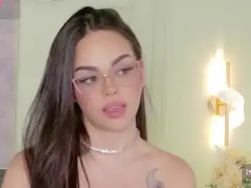 Chaturbate Watch Live Sex Cams of maddisonevanns