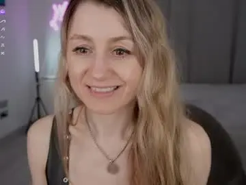 milanacamgirl from chaturbate