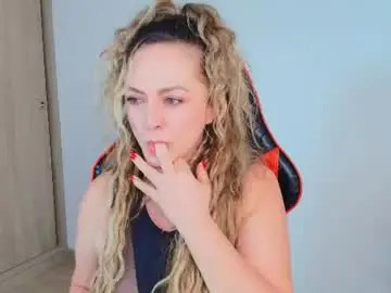 Chaturbate Free Live Porn of _madamemature_