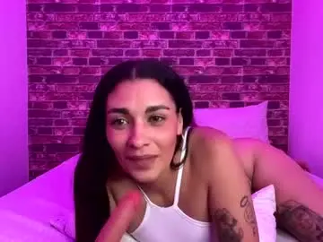 skarlett_kiss from chaturbate