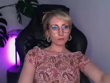 Chaturbate Best live sex cam show of cinderellamoon