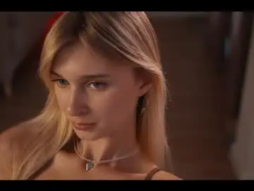 Chaturbate Live Sex Cam of esmereal