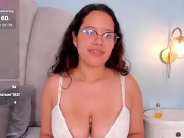 shayra_alina from chaturbate